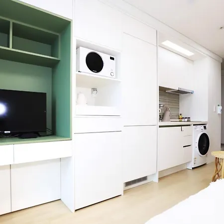 Apartment The Share Myeongdong 首尔 Exterior photo