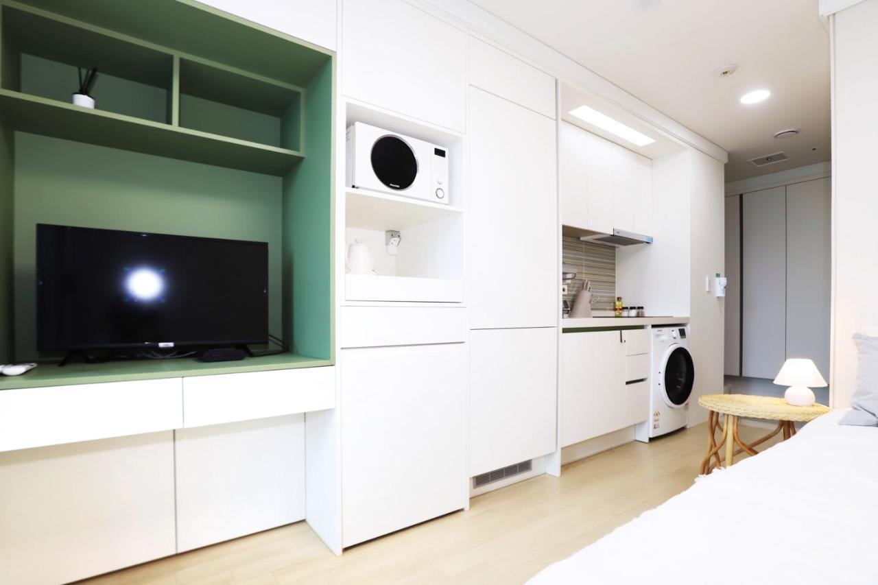 Apartment The Share Myeongdong *